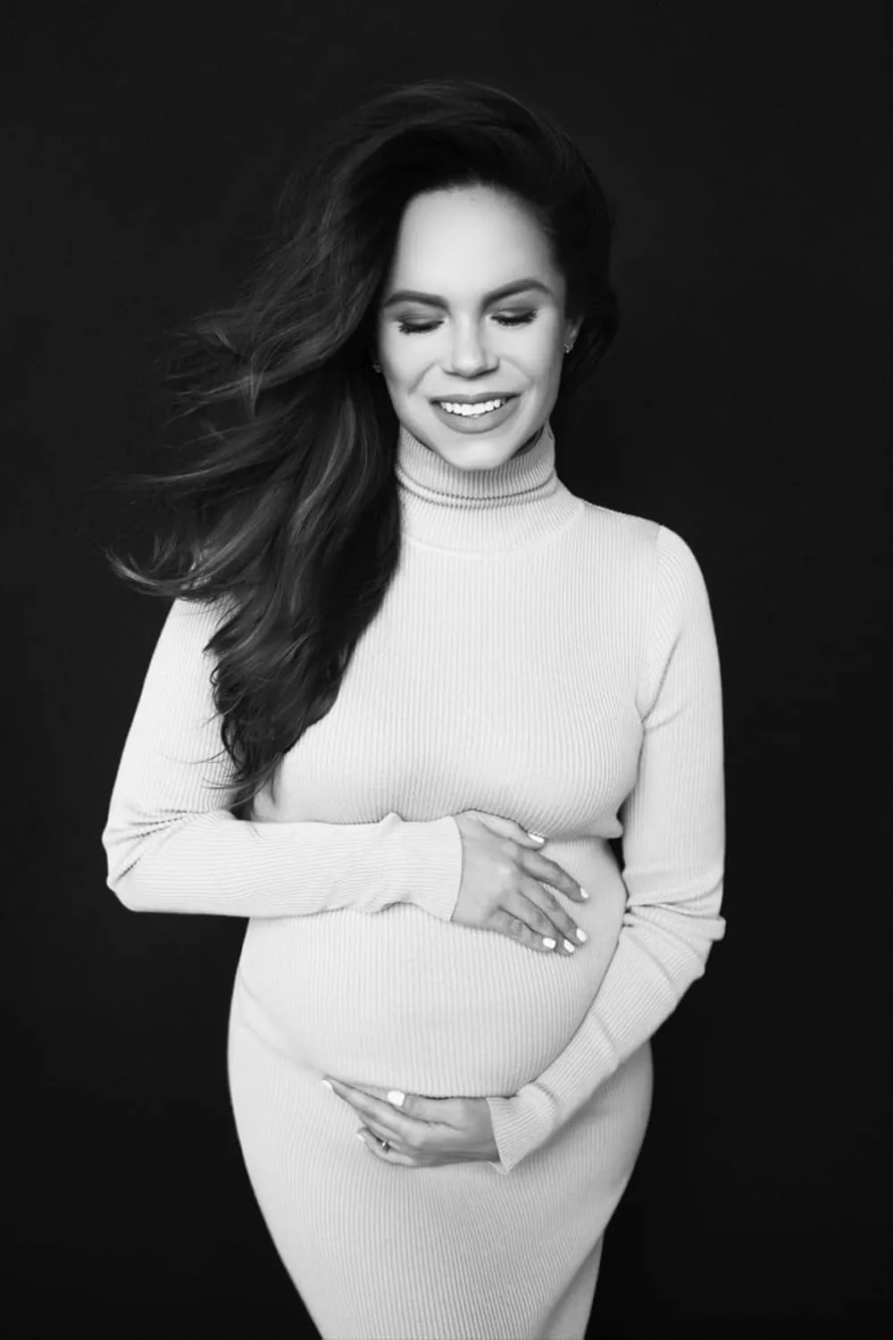 Turtleneck Maternity Dress Rib Knit Long Sleeve Photoshoot Baby Shower Dress Side Ruched Slit Pregnancy Sweater Dress